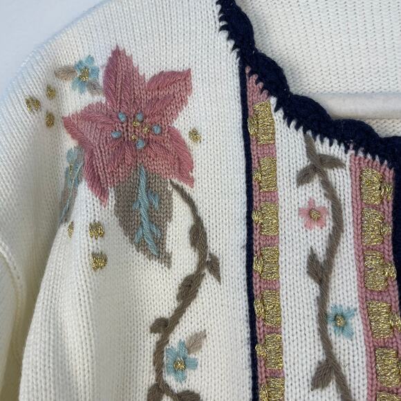 Vintage Embroidered Sweater Cardigan M EUC - Picture 3 of 8